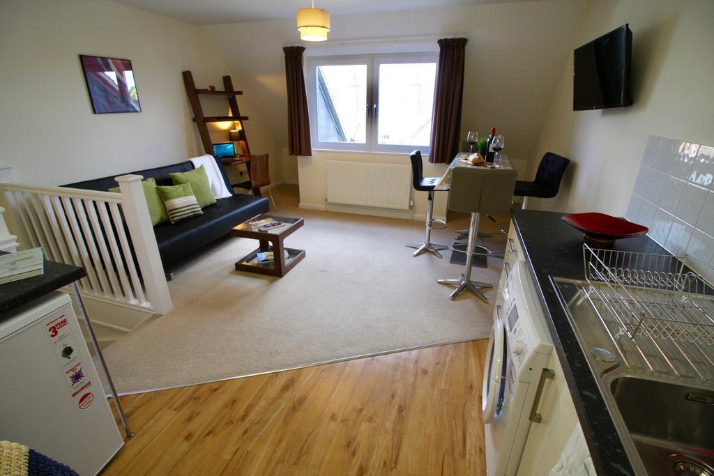 Apartmán Amberblue@Epsom Exteriér fotografie